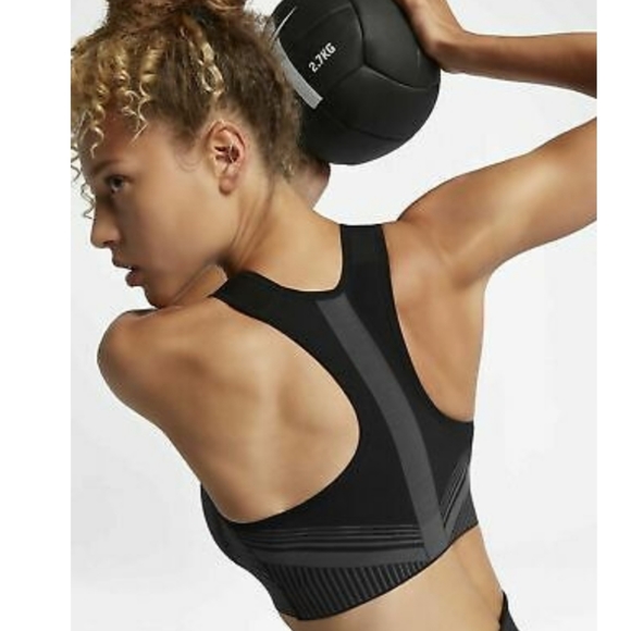 Nike flynit bra - Picture 4 of 9